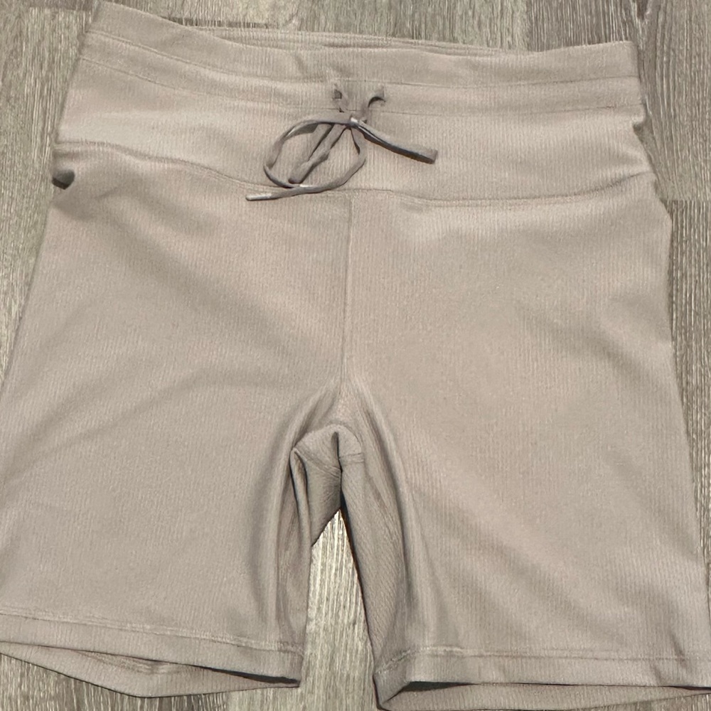 Women’s spandex biker shorts size XL